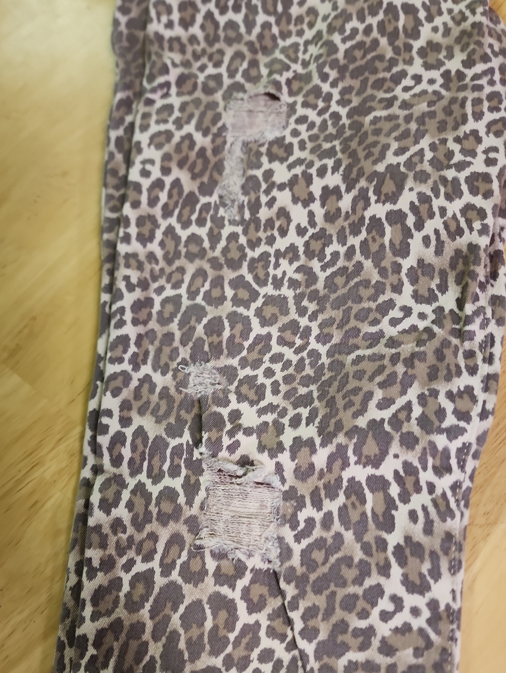 The Children's Place Girls Leopard Print Distressed Skinny Jeans Size 16 NWOT - Picture 5 of 9